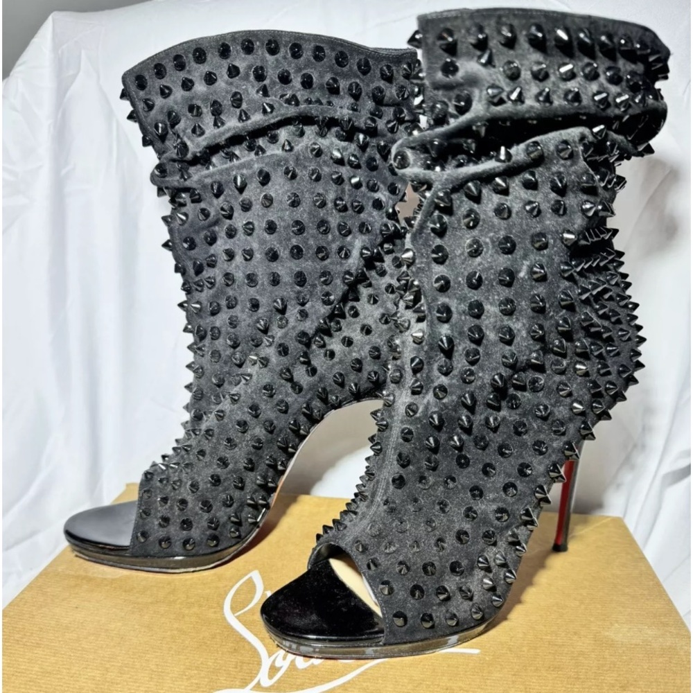 Christian Louboutin Black Spiked Suede Guerilla Boots - Size 38.5 - Picture 6 of 11